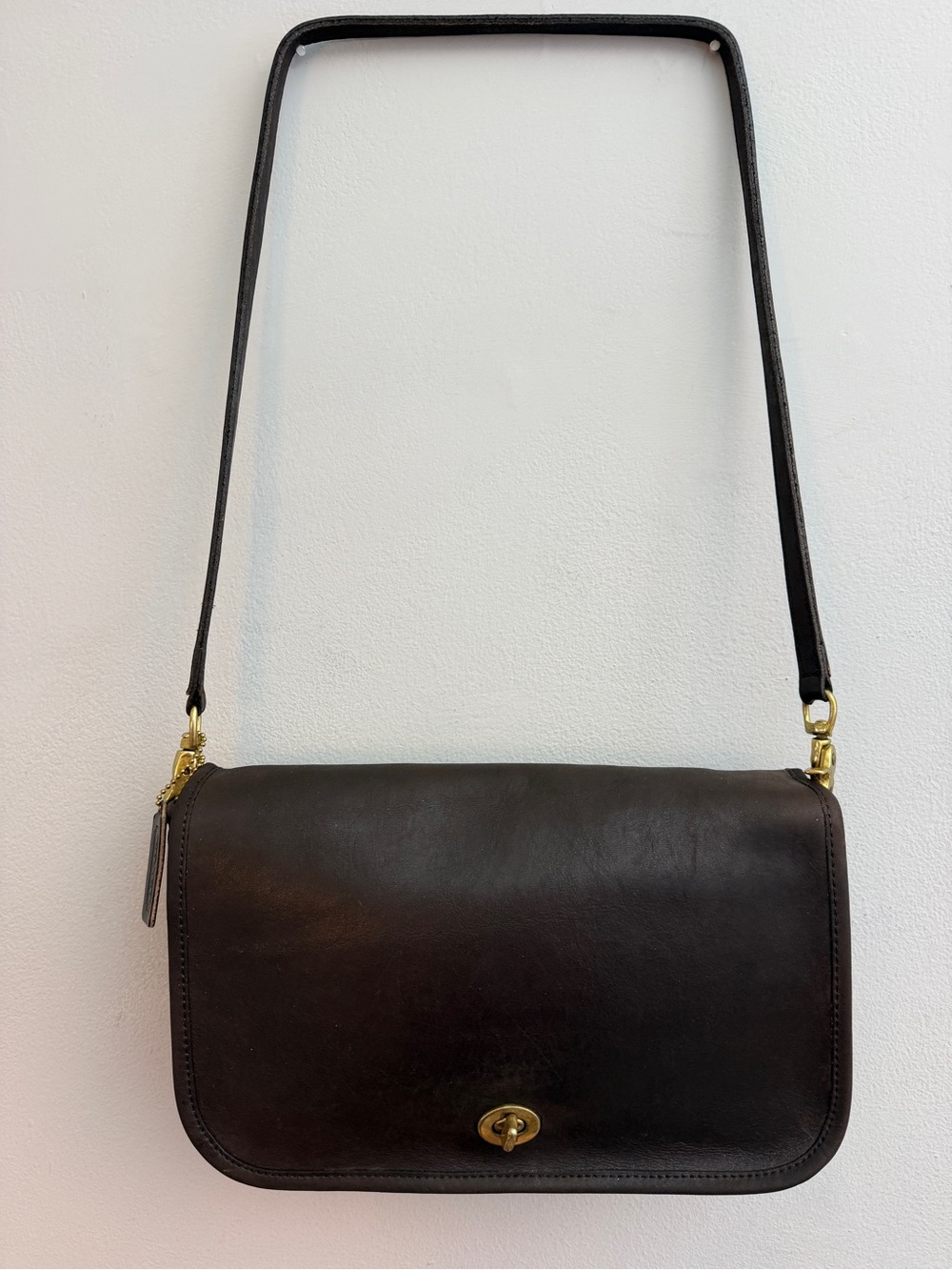 Vintage Collectible "NYC Era" Brown Leather Coach Convertible Clutch